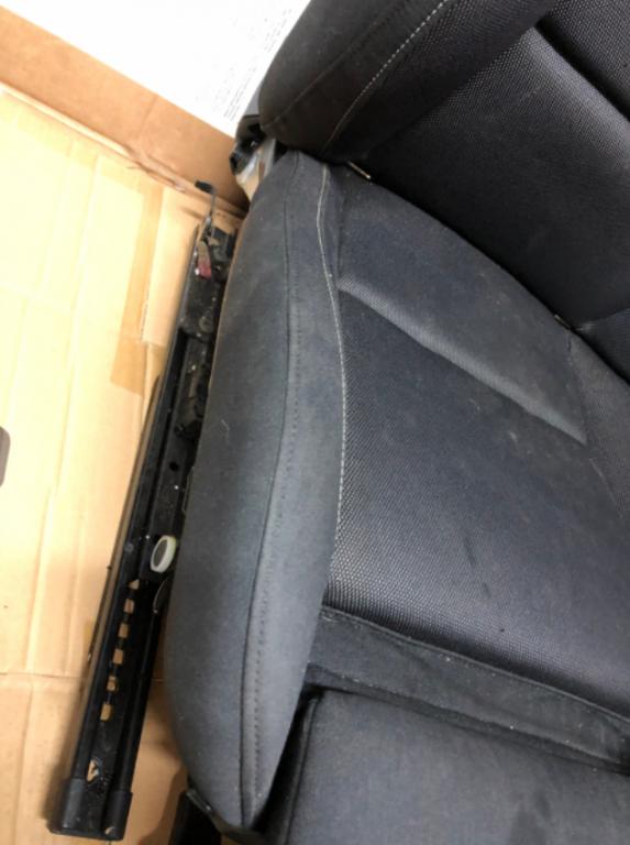 sedadlo predné-ľavé BMW E87