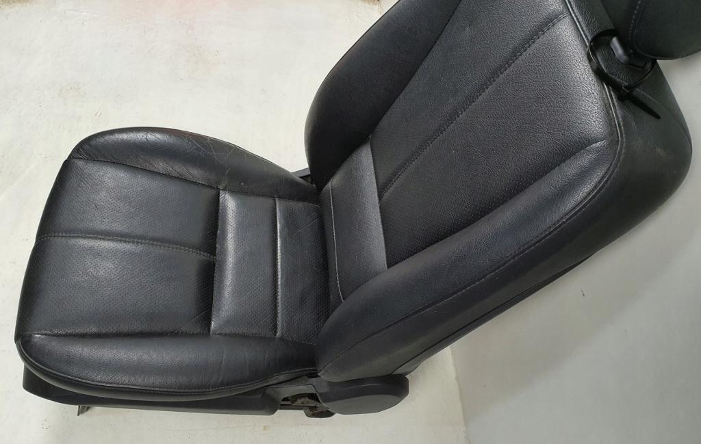 Sedadlo pravy predný MERCEDES ML W163 HRA: Európa