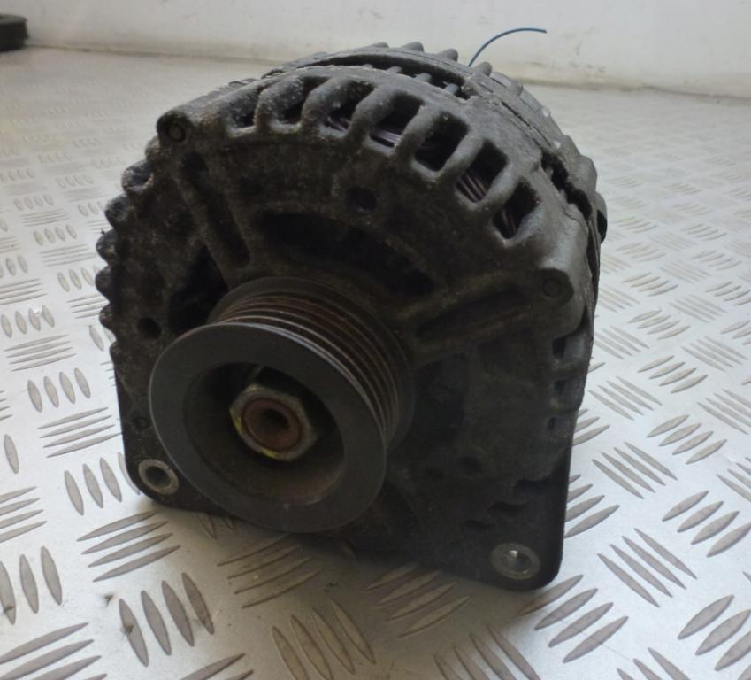 Alternátor AUDI A6 C6 3.0