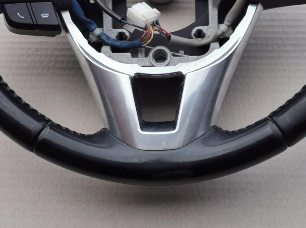 Volant koža  MAZDA 6 III -