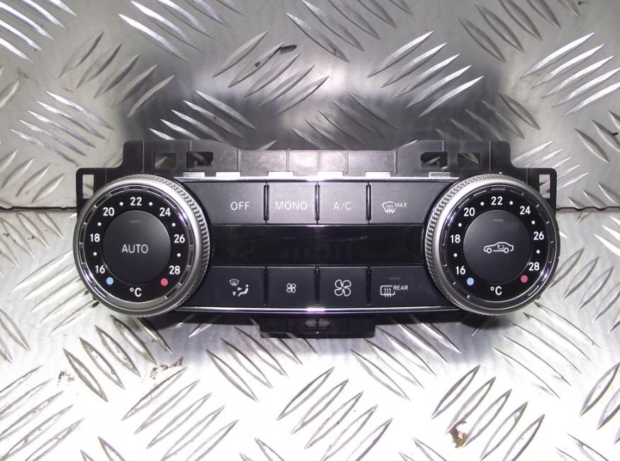 Panel kúrenia MERCEDES W204 09R