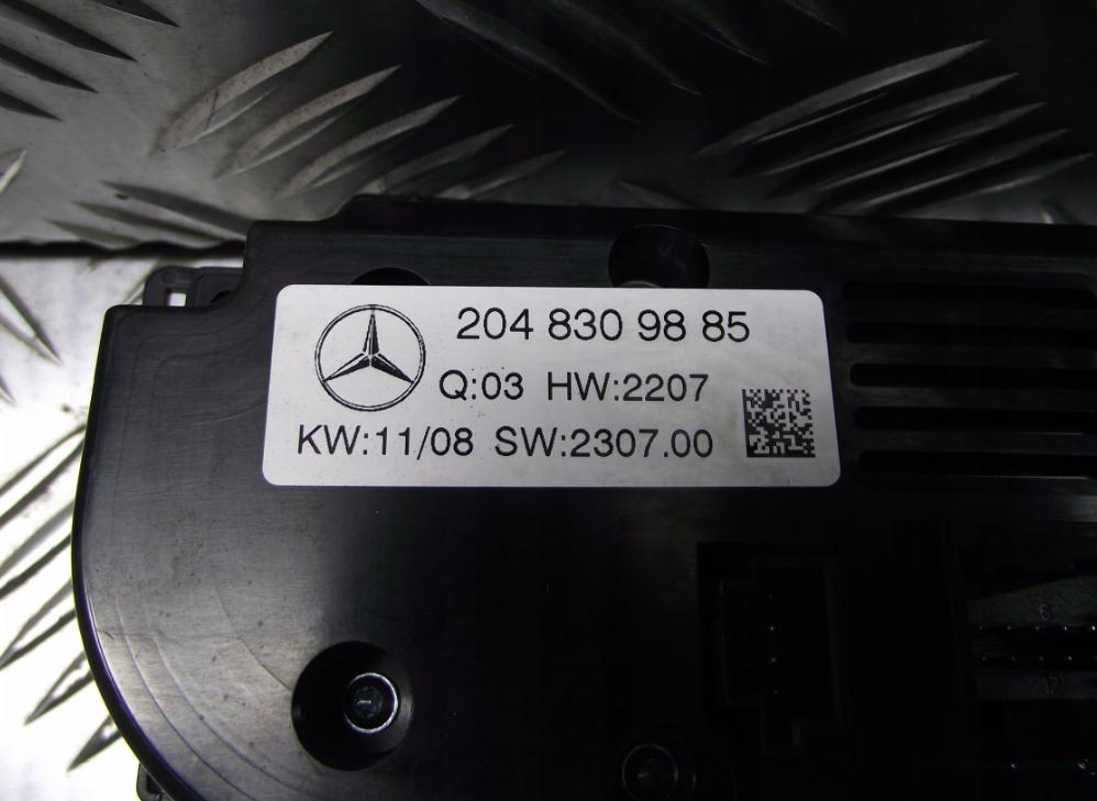 Panel kúrenia MERCEDES W204 09R