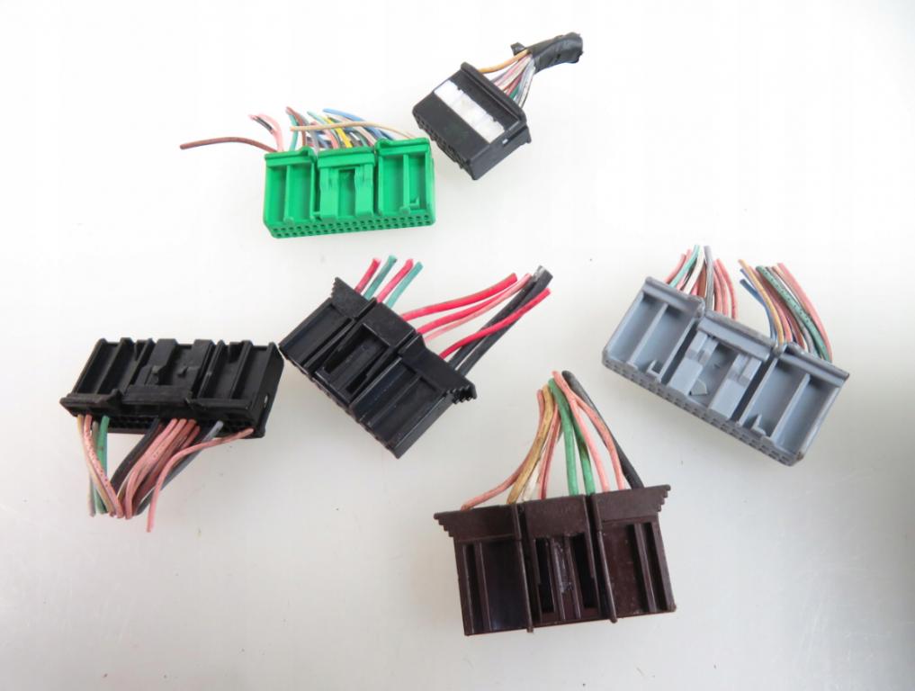 Modul BCM RENAULT MEGANE III (BZ0/1_) 284B17288R
