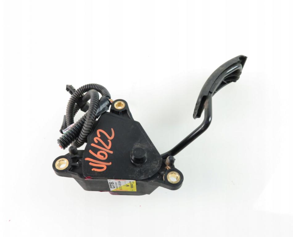Potenciometer plynového pedálu KANGOO II 1.5 DCi 8200436864