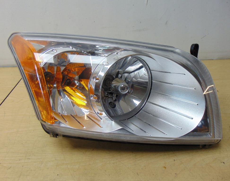 Svetlo pravá predný DODGE CALIBER 2007- EU