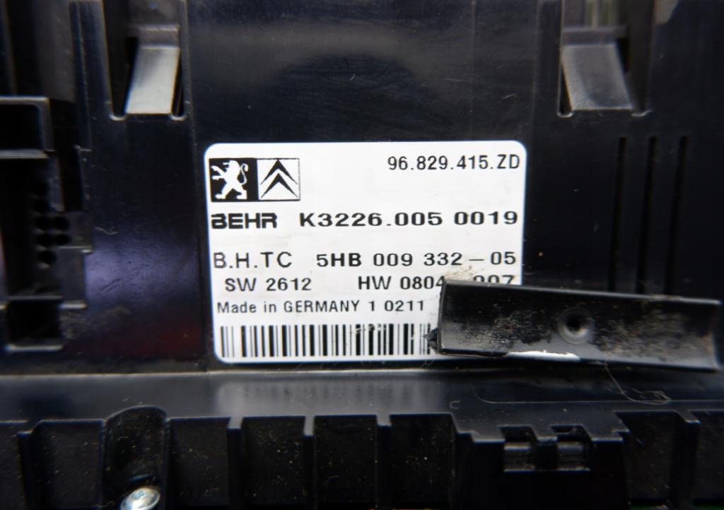 Panel klimatizácie CITROEN C5 III X7 96829415ZD