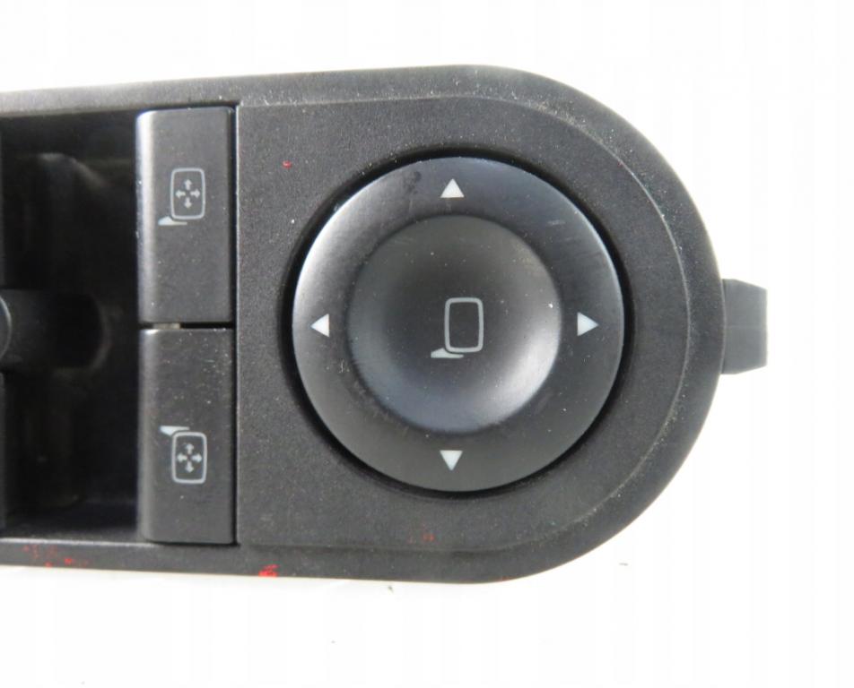 panel okien: OPEL ZAFIRA B (A05) 13209203