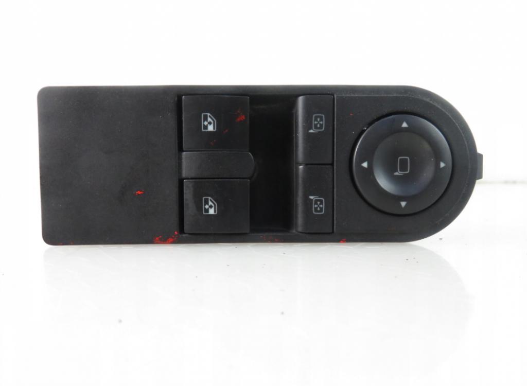 panel okien: OPEL ZAFIRA B (A05) 13209203