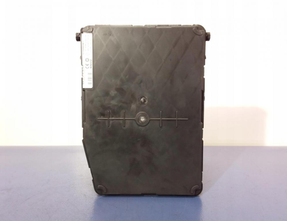 RENAULT GRAND SCENIC II: modul BSI UCH 8200780021