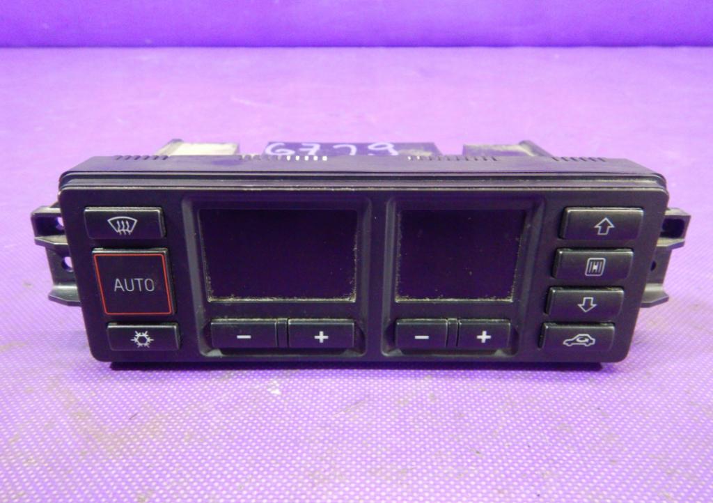 AUDI A4 B5 Panel ovládania PRÚD VZDUCHU: 8D0820043D