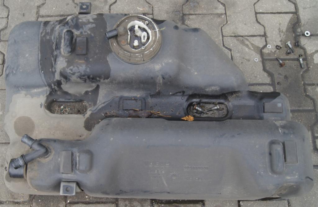 nádržka paliva: IVECO DAILY 504135946