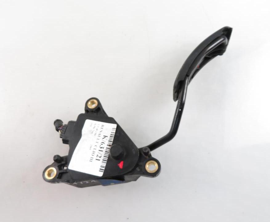 potenciometer plynového pedálu: CLIO III 1.5dCi 8200153270 6 pin