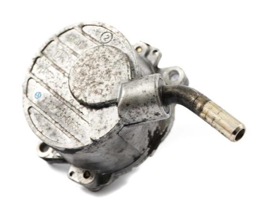 Mercedes W163 W203 W210  OM612 čerpadlo Vakuum: A6122300065