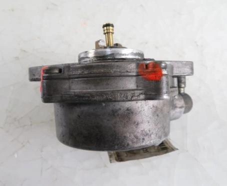 Pumpa vákuová AUDI A6 C5 2.5 TDI 150 059145100B