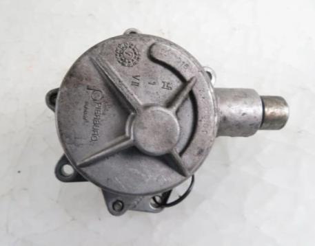 Pumpa vákuová AUDI A6 C5 2.5 TDI 150 059145100B