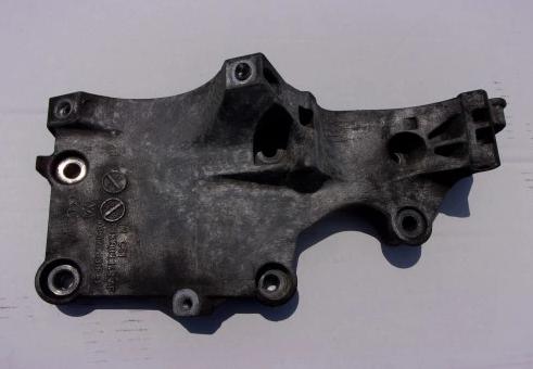 Držiak držiak alternátora VW AUDI 1.9 TDI 038903143AF