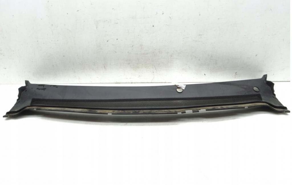 Torpédo, plast pod čelné okno FOCUS II LIFT Combi 04-11