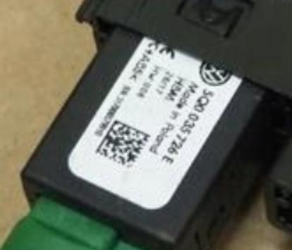VW SKODA SEAT AUDI zásuvka PORT USB AUX 5G0035222E