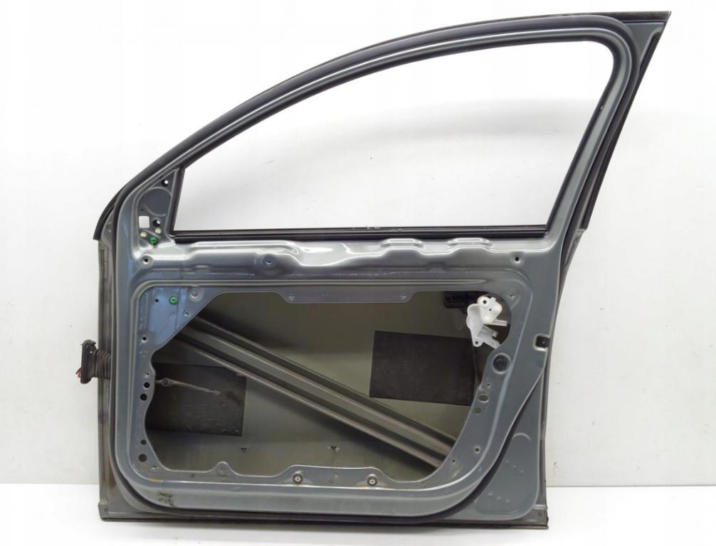 Dvere predný pravé VW PASSAT B6 sedan 4D 05-10