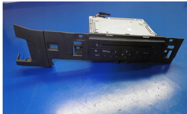 RADIO továrnsky 281150049R RENAULT KANGOO II