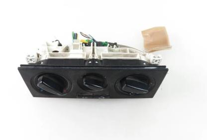 Panel: klimatizácie Volkswagen 1J0820045M