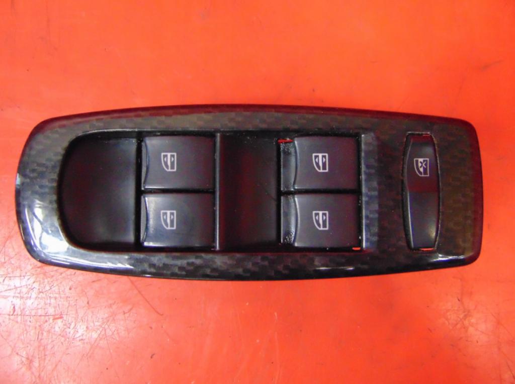 RENAULT KOLEOS I Prepínač okien ľavy predný EU