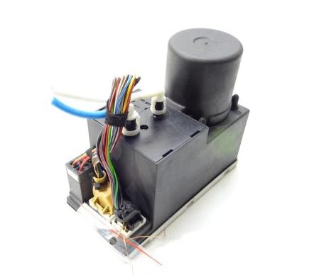 pumpa centrálneho zámku AUDI A3 8L 8D0862257B