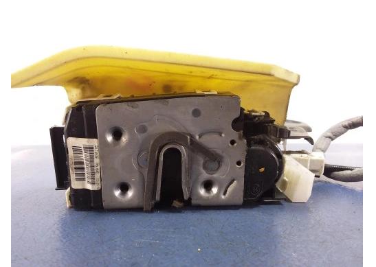Mercedes-Benz: OE A2047301435 zámek: dvere zad. pravý