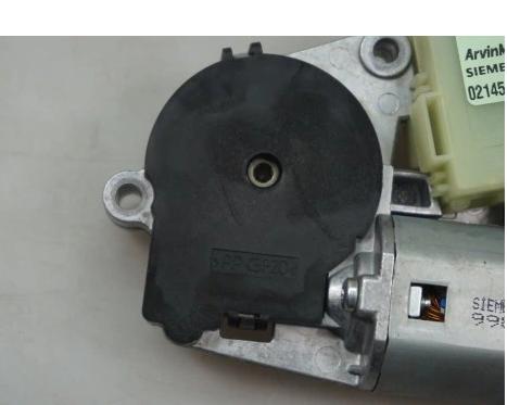 Mini R56: motor: - strešné okno: 3428921