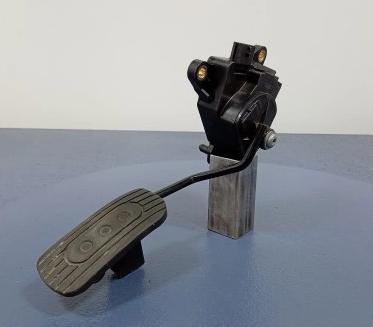 MICRA III K12 pedal Potenciometer plynového pedálu 18002AX700