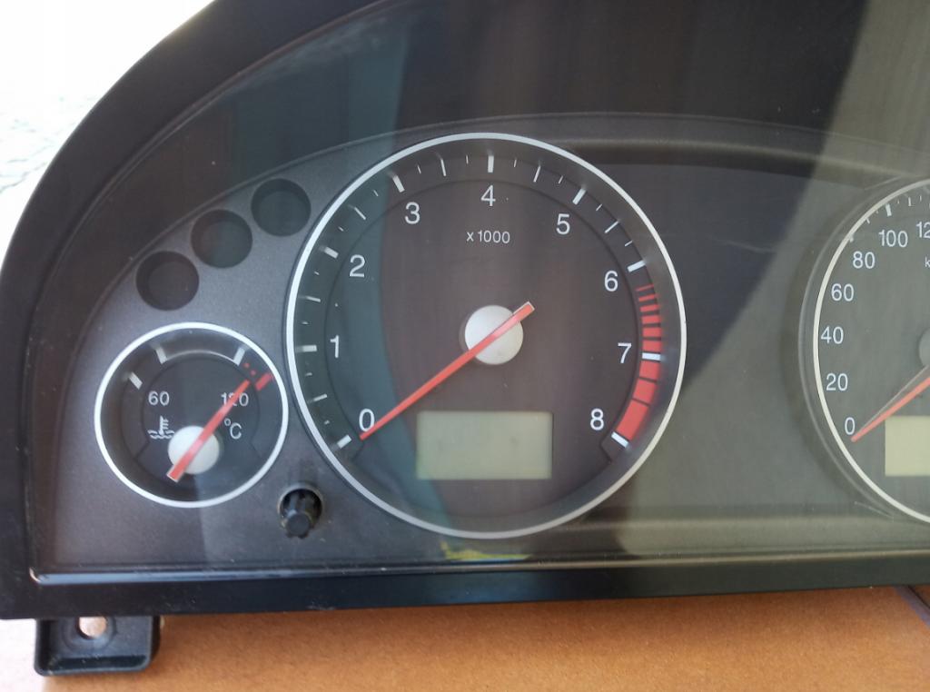 Prístrojovka MONDEO  bez konektoru 3S7F10841