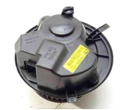 Ventilátor ventilátor kúrenia AUDI A3 8P 1K1820015