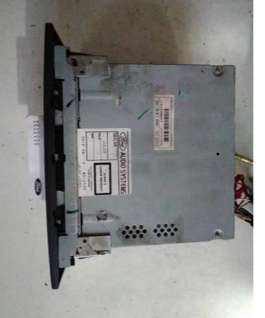 Radio  Ford Radio sony  3M5F18C821BE