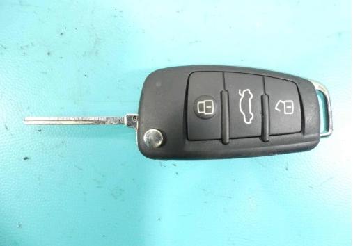 spinačka kľúč AUDI A3 8P 1K0905851B