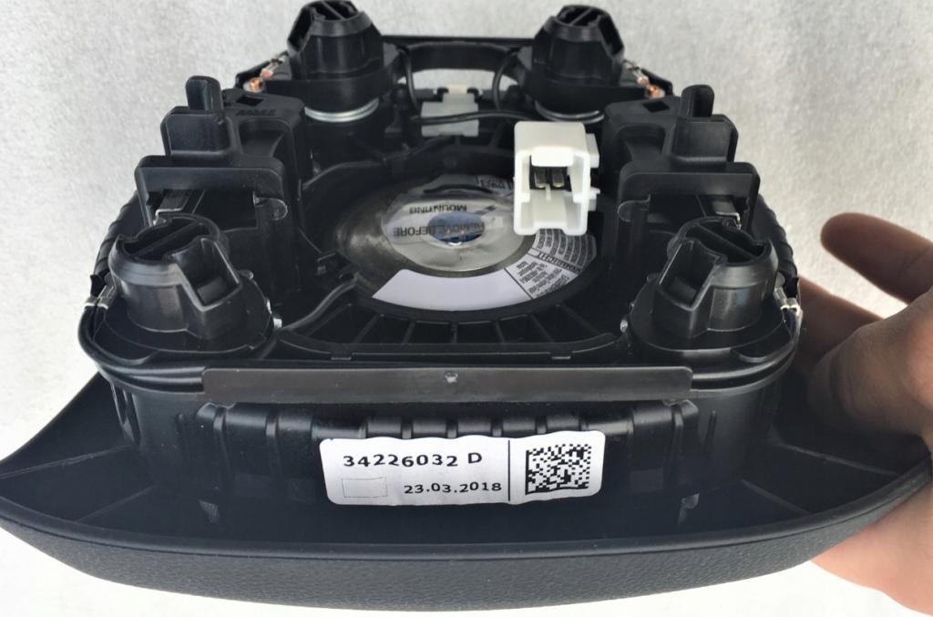 Dacia Duster: Lift II airbag Airbag 985701142R