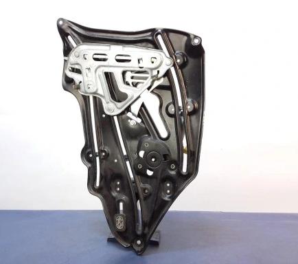 MERCEDES CLK W209 mechanismus okna zadní část pravý 2218902467
