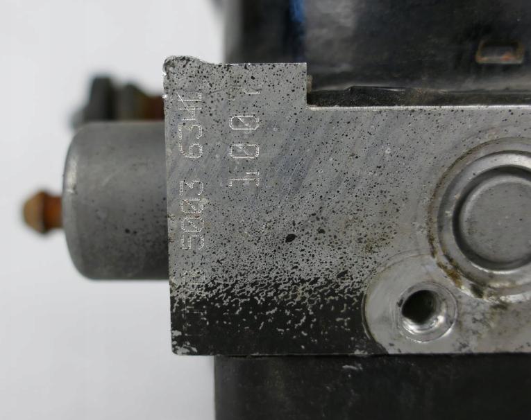 JEEP CHEROKEE KJ 2.8 CRD Pumpa ABS P52129363AA  4x4/SUV  2005