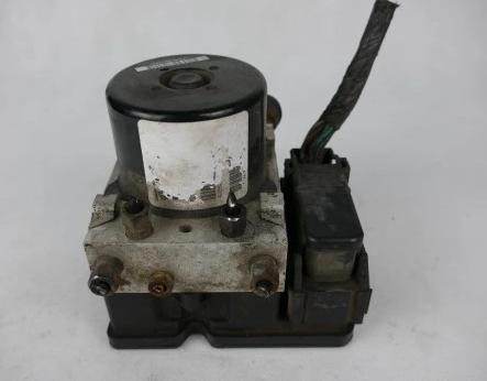 JEEP CHEROKEE KJ 2.8 CRD Pumpa ABS P52129363AA  4x4/SUV  2005
