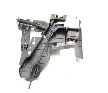 zámok predný pravy FORD FUSION 02-12 2N11N219A64AEC