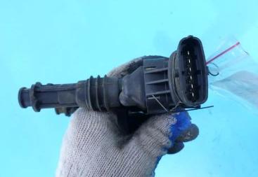 Cievka zapaľovacia OPEL TIGRA: B 0221503472 1.4 16V