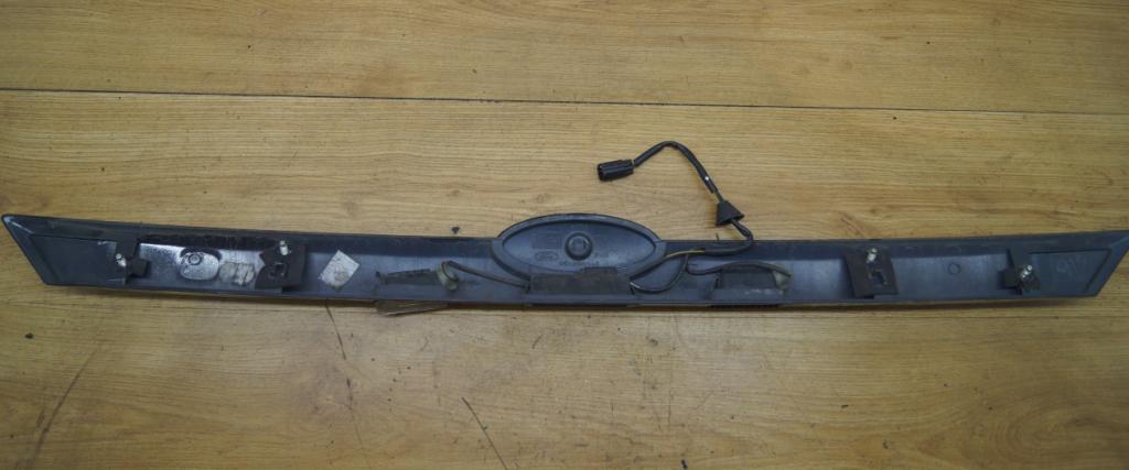 zadní část - čelo mikrospínač dveří FORD FOCUS MK2 LIFT F3 HB 8M51-A43404-AC