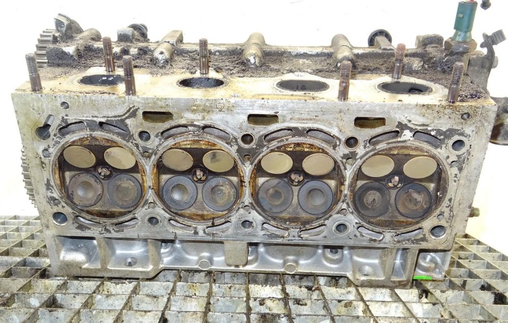 SEAT TOLEDO II  1998 - 2006 Hlava valcov 1.6 16V 77 kW  BCB