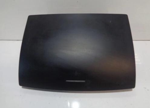 Priehradka, kastlík prístrojovky VW TOUAREG 7L6857919A