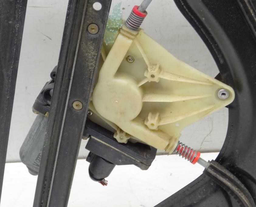 AUDI A3 (8L1) 1996 - 2006 Mechanizmus okna predný ľavy