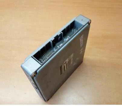 NISSAN PRIMERA P11 2.0 riadiaca jednotka Motora  MEC11-100