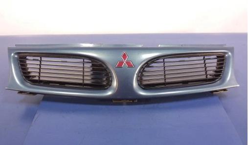 Mitsubishi  CARISMA  Gril: maska