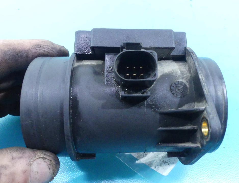 váha vzduchu Vw Passat B4 074906461, 71822101 1.9 TDI