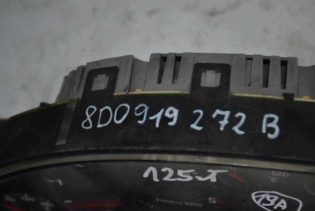 Prístrojovka ,dislpej AUDI A4 1.9 TDI
