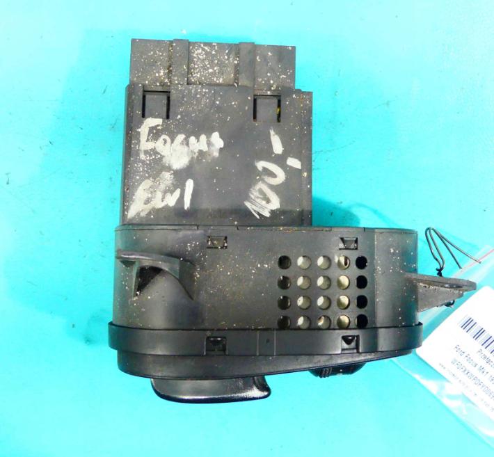 Prepínač svetiel FORD FOCUS MK1 98AG13A024AH