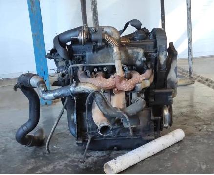 Motor diesel KOMPLETNÍ: SHARAN MK1 1.9 TDI 1Z 90HP  cerpadlo  028130115B  turbo 028145702P: